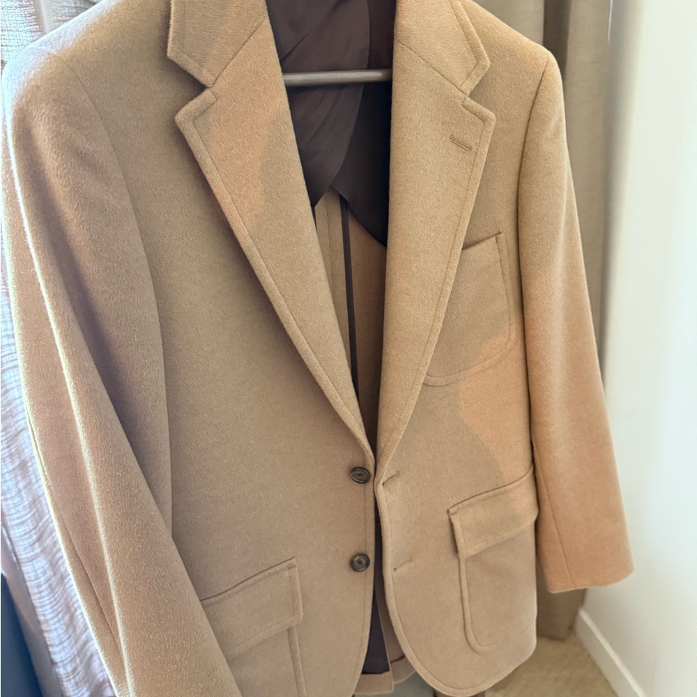 Classic Men's Camel Blazer